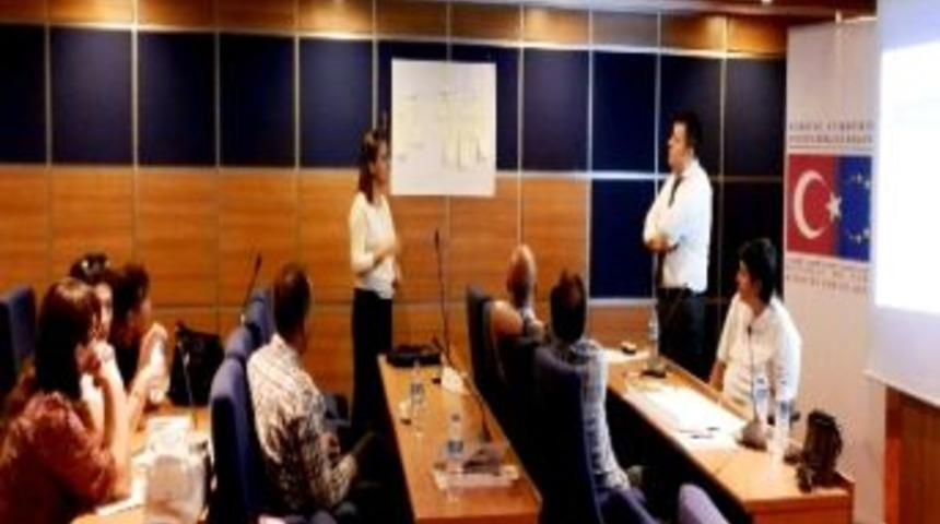Daha Nitelikli Projeler İ&ccedil;in Geka&rsquo;dan Eğitim Seferberliği
