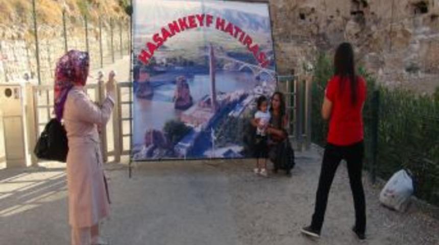 Hasankeyf Kalesi, G&uuml;venlik Nedeniyle Ziyarete Kapatıldı