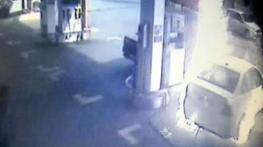 Alevlerin Arasında B&ouml;yle Kaldılar