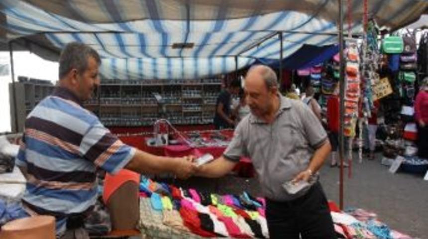 Esnafa Pazar Yerleri Y&ouml;netmeliği Kitap&ccedil;ığı