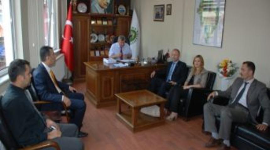 İl Sağlık M&uuml;d&uuml;r&uuml; Cin&rsquo;den Başkan G&uuml;lşen&rsquo;e Ziyaret