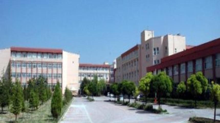 Sel&ccedil;uk&rsquo;ta M&uuml;hendislik - Mimarlık Fak&uuml;ltesi Ayrıldı
