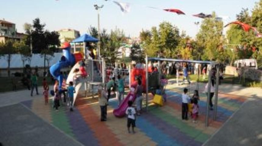 Sarıyer Belediye&rsquo;si, Aşık Veysel Parkı'nı Hizmete A&ccedil;tı