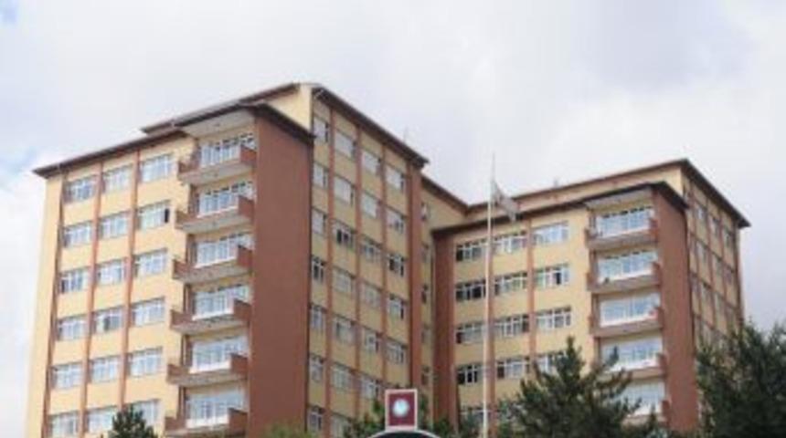 Sağlık Sen Sivas Şube Başkanı: Askeri Hastane, Sağlık M&uuml;d&uuml;rl&uuml;ğ&uuml;'ne Devredilsin