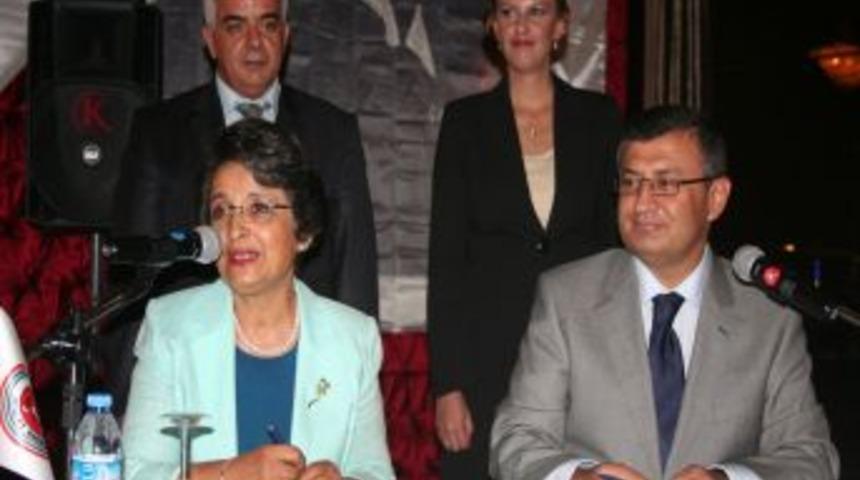 &Uuml;niversite Işbirliğiyle Tutuklu Ve H&uuml;k&uuml;ml&uuml;lere Eğitim Verilecek