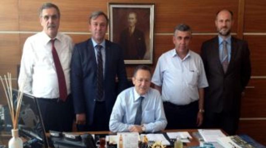 H&uuml;kumetten G&ouml;nen'deki &Ccedil;ift&ccedil;ilere M&uuml;jde