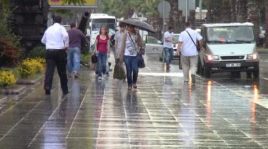 &Ccedil;anakkale&rsquo;de Sağanak Yağmur