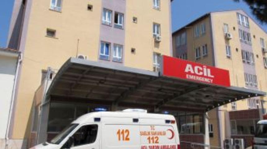 18 Kız &Ouml;ğrenci Yemekten Zehirlendi