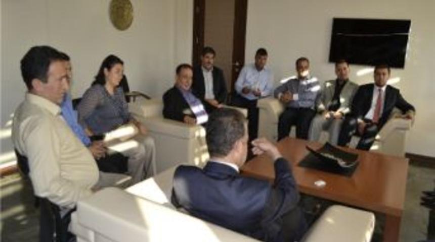 Ak Parti'den Yeni M&uuml;d&uuml;re Hayırlı Olsun Ziyareti