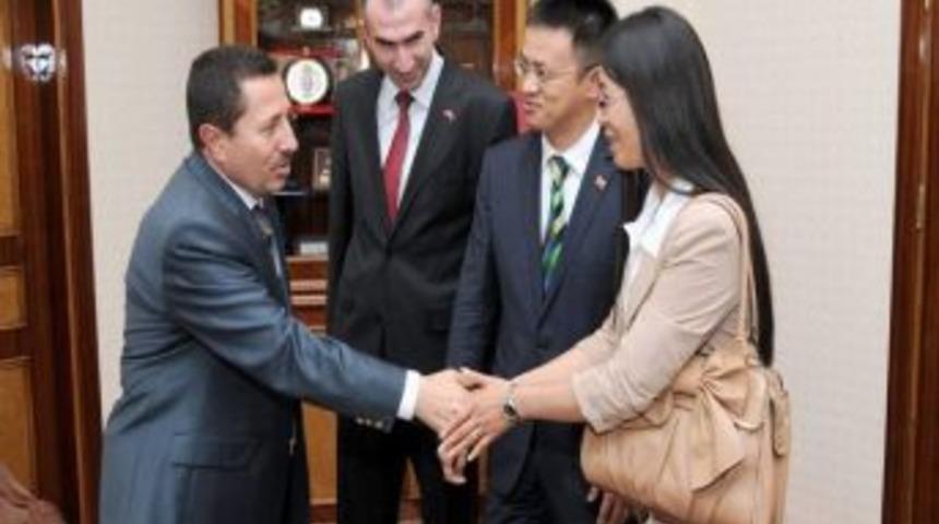 &Ccedil;in K&uuml;lt&uuml;r M&uuml;steşarından Ziyaret