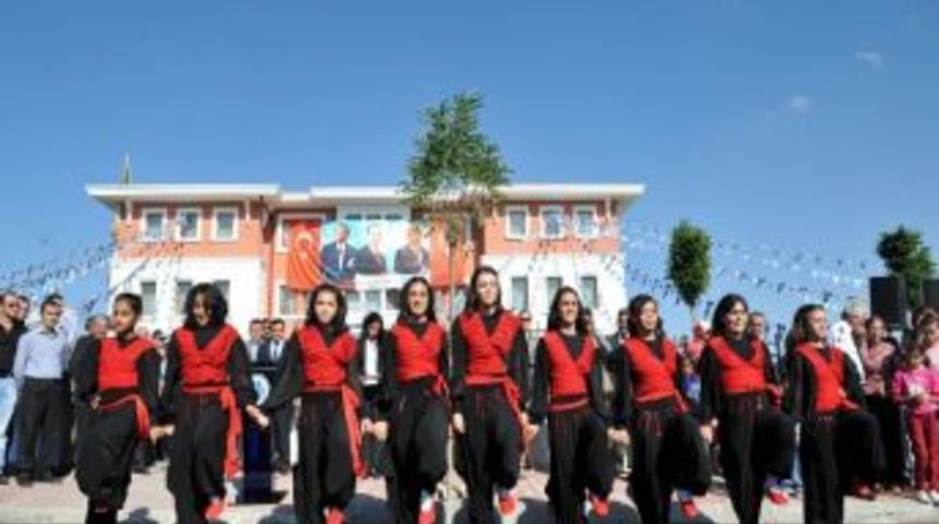 12&rsquo;nci Gen&ccedil;lik Merkezi Altındağlı Gen&ccedil;ler İ&ccedil;in A&ccedil;ıldı