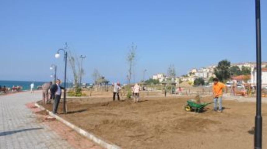 Yeni parkta &ccedil;imlendirme &ccedil;alışmaları