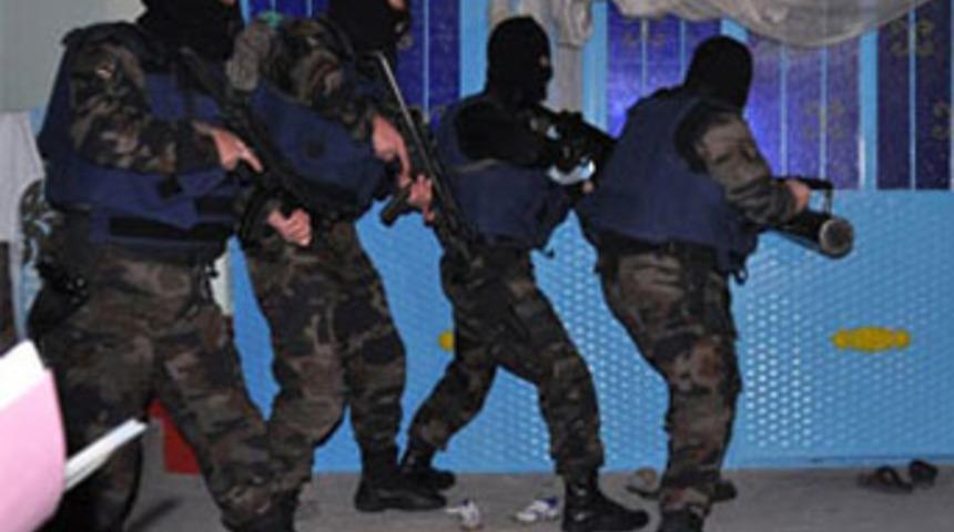 İstanbul'da 'şafak operasyonu'