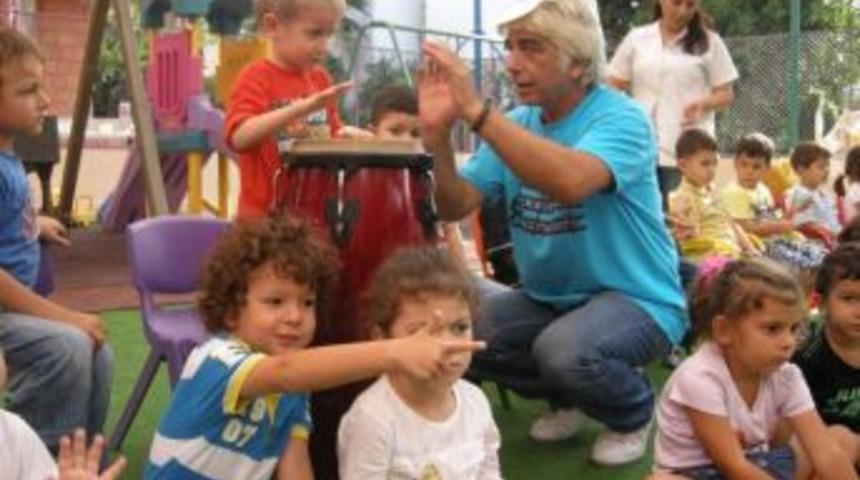 Yaşam Akademi Miniklerle Buluştu