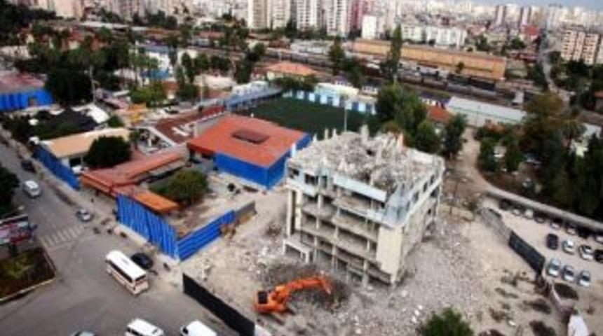 B&uuml;y&uuml;kşehir&rsquo;den Karlı Yıkım