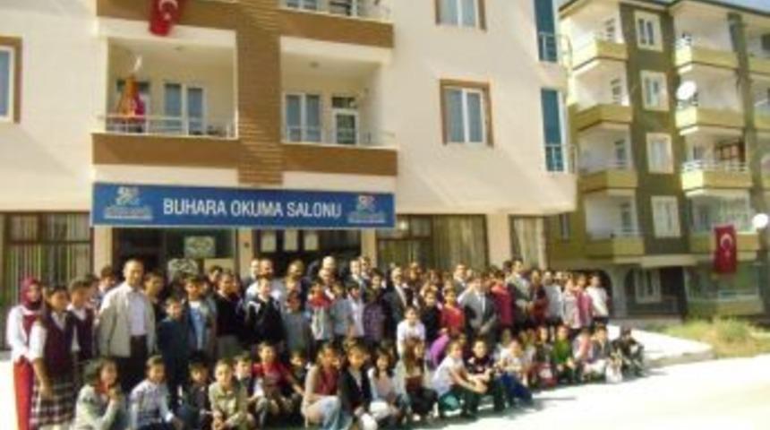G&ouml;kkuşağı Derneği, &Ccedil;orum'da 6 Okuma Salonu Ile Bin &Ouml;ğrenciye Eğitim Veriyor