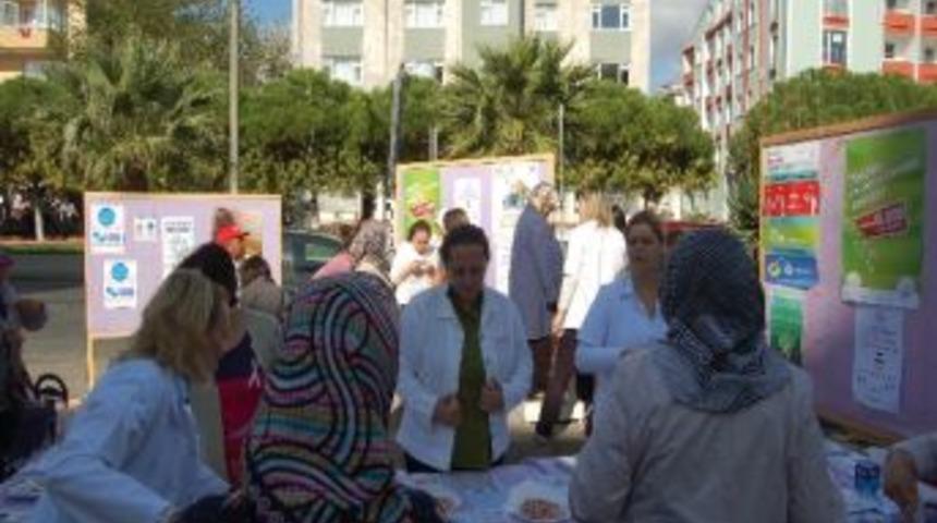 Sağlık Standına B&uuml;y&uuml;k İlgi