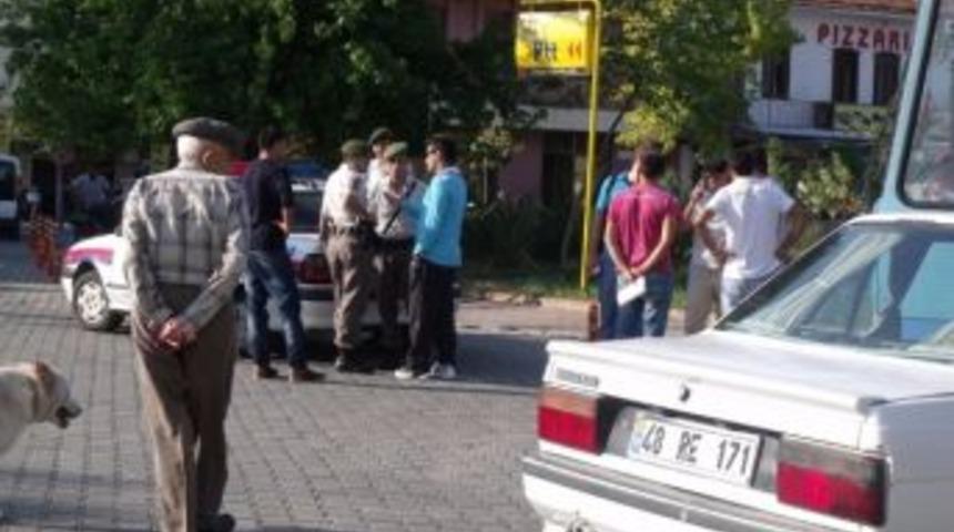 Şekeri Fırlayınca Kaza Yaptı