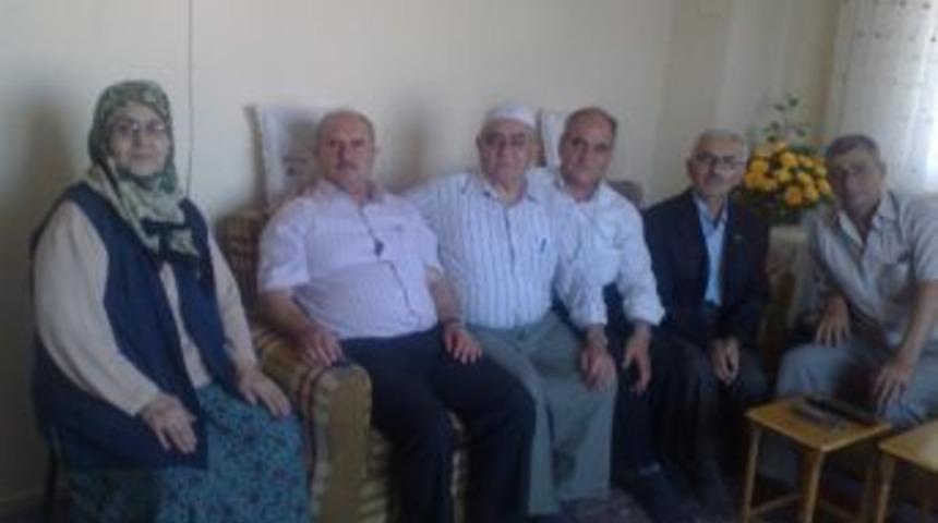 Camiler Ve Din G&ouml;revlileri Haftası'nda Vefat Eden Din G&ouml;revlilerine Vefa Ziyareti