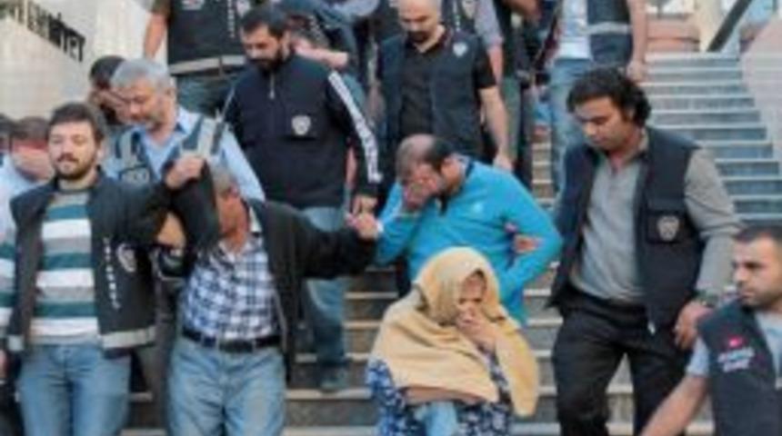 Fuhuş &Ccedil;etesi &Uuml;yeleri Adliyeye Sevk Edildi