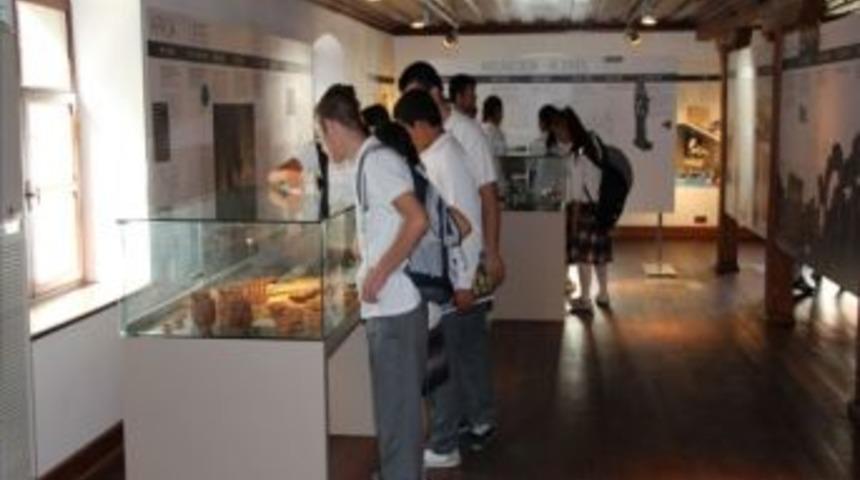 Sel&ccedil;uk Lisesi &Ouml;ğrencilerinden Kent Belleği'ne Ziyaret