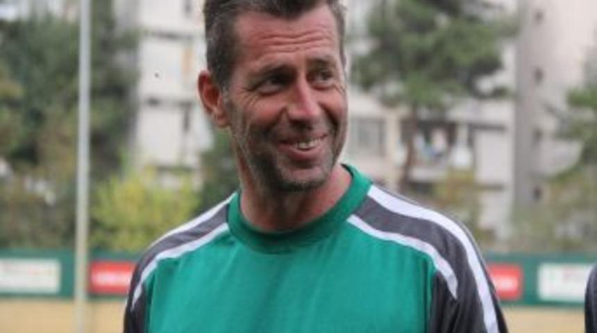 Karab&uuml;kspor Top Başı Yaptı