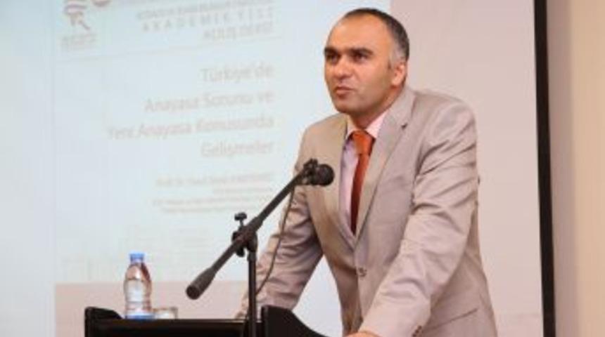 Prof. Dr. Hakyemez: Referandum Vesayet&ccedil;i Yapıya Darbe Vurdu