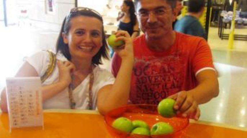 Optimum Outlet&rsquo;ten 'b&uuml;t&uuml;n Elma, G&ouml;n&uuml;l Alma'