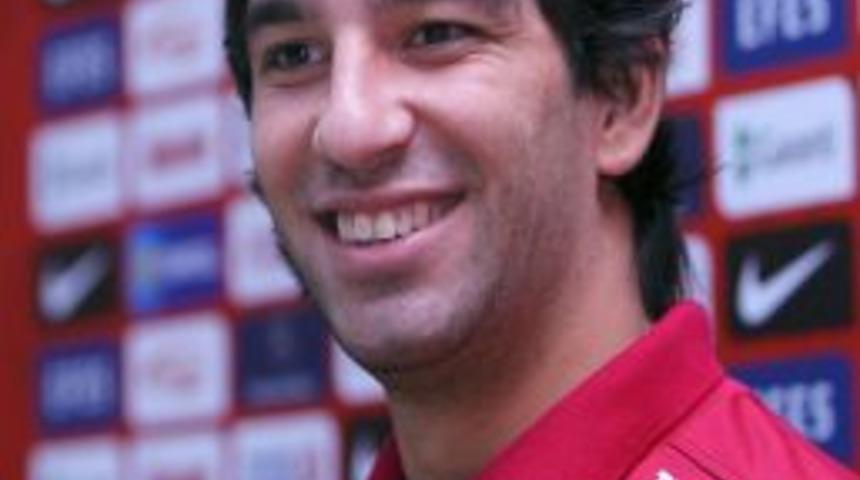 Arda Turan: Romanya Ma&ccedil;ında K&ouml;r&uuml; K&ouml;r&uuml;ne Saldırmamalıyız