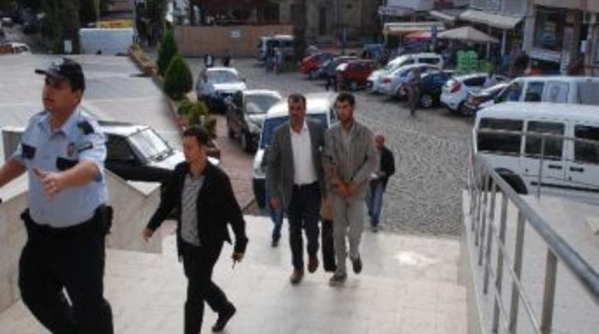 Biga&rsquo;da Silahlı Yaralama