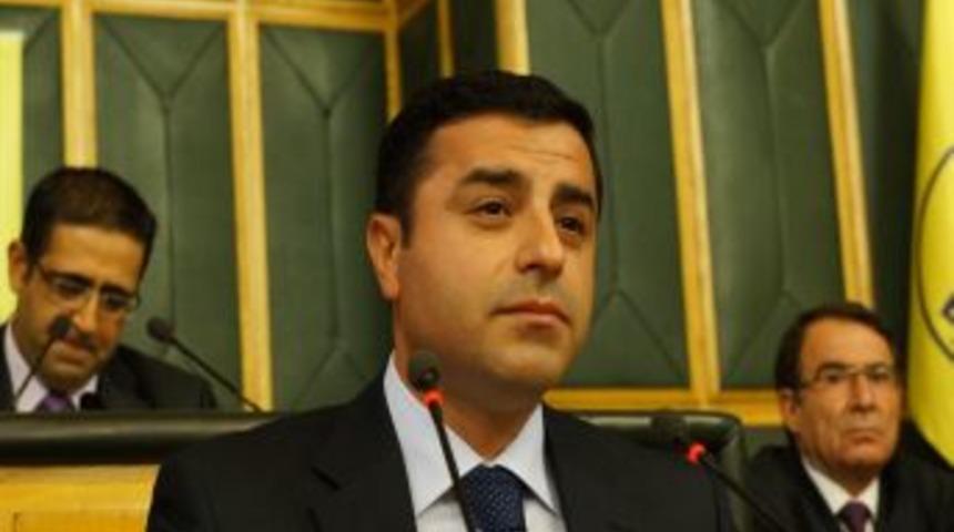 Demirtaş: 'Ağlamayız' Diyor Sonra 'yaradılanı Yaradandan &Ouml;t&uuml;r&uuml; Severiz' Diyor