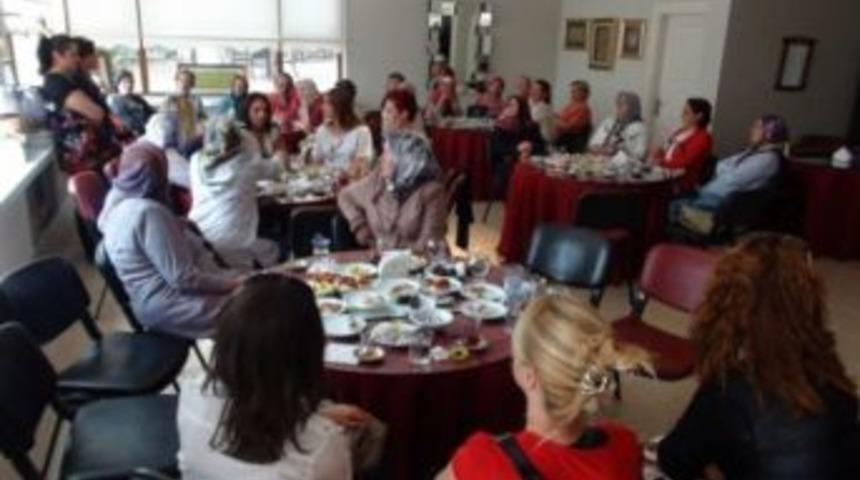 Kocaeli Kent Konseyi Kadın Meclisi’nden Ziyaret