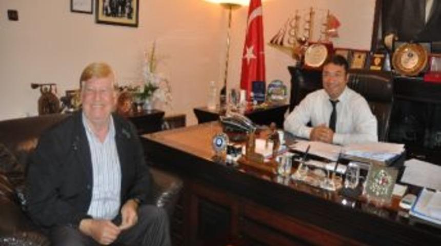 Giresun Görele İlçesi Köprübaşı Belde Belediye Başkanı Abdullah Topcu’dan, Kilimli Belediye Başkanı Dr. Özdemir’i Ziyaret Etti