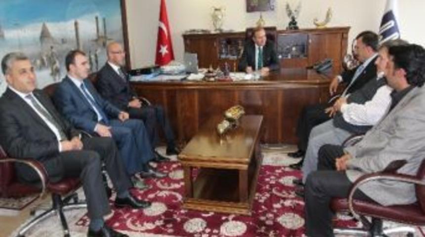 Tümsiad Başkanı Burucu Ve Yönetiminden Başkan Ahmet Küçükler’e Ziyaret