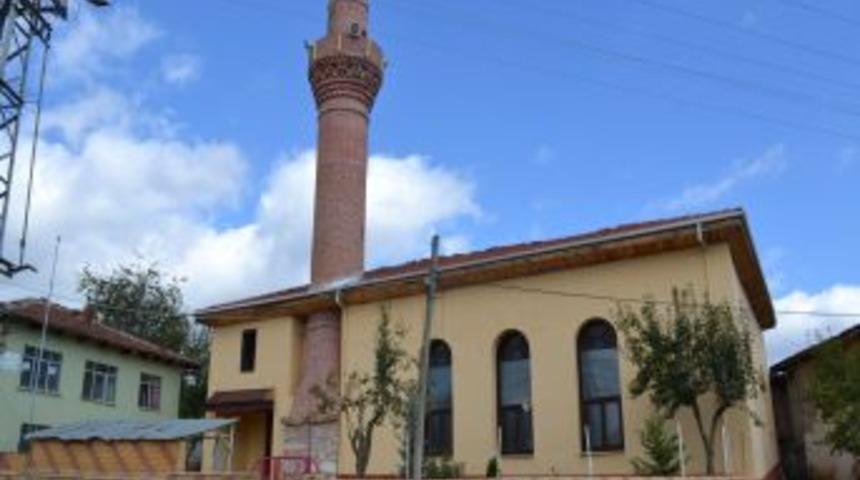 &Ouml;lmeden Salasını Verip, Mezar Yerini Hazırladılar