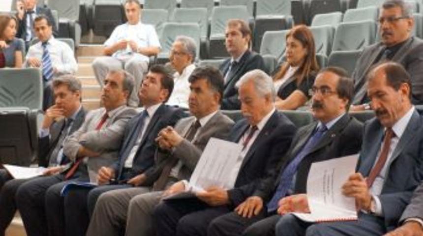 Vali Coş: İstihdam I&ccedil;in Mesleki Eğitim Kurulları Verimli &Ccedil;alışmalı