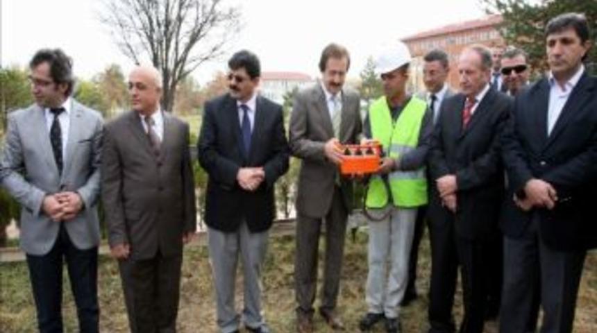 C&uuml; Tıp Fak&uuml;ltesi Ek Dersliklerinin Temeli Atıldı