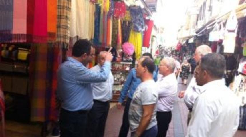 Kuşadası Ticaret Odası Esnafın Sorunlarını Dinledi