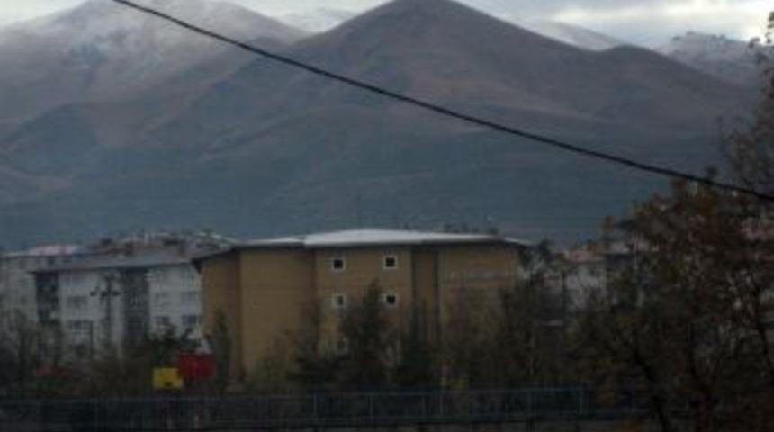 Paland&ouml;ken'e Mevsimin Ilk Karı D&uuml;şt&uuml;