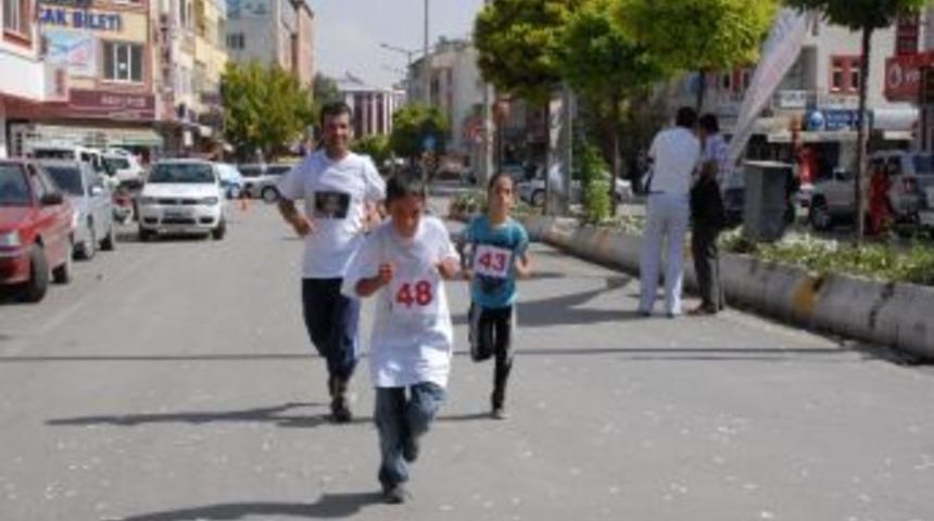 K&uuml;&ccedil;&uuml;k Kevser&rsquo;in Azmi Herkesi Şaşırttı