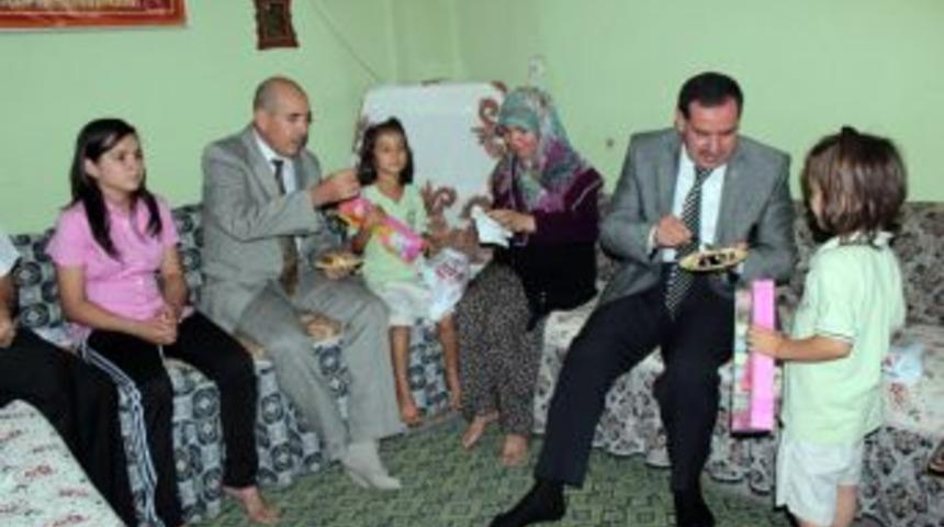 &Uuml;mm&uuml;g&uuml;ls&uuml;m'e s&uuml;rpriz doğum g&uuml;n&uuml;