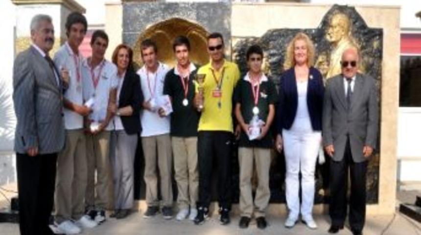 Erkan Sağlık Meslek Lisesi&rsquo;nin İlk Kupası