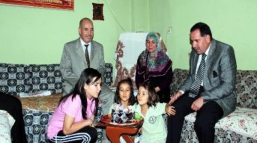 "sarı&ccedil;amlı Benimde Elimi Tut" Projesi