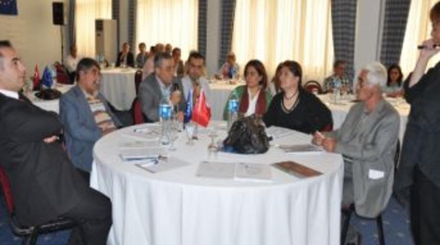 Bağlar &Ouml;nc&uuml;l&uuml;ğ&uuml;ndeki Yerel Y&ouml;netişim Eğitimleri Sona Erdi