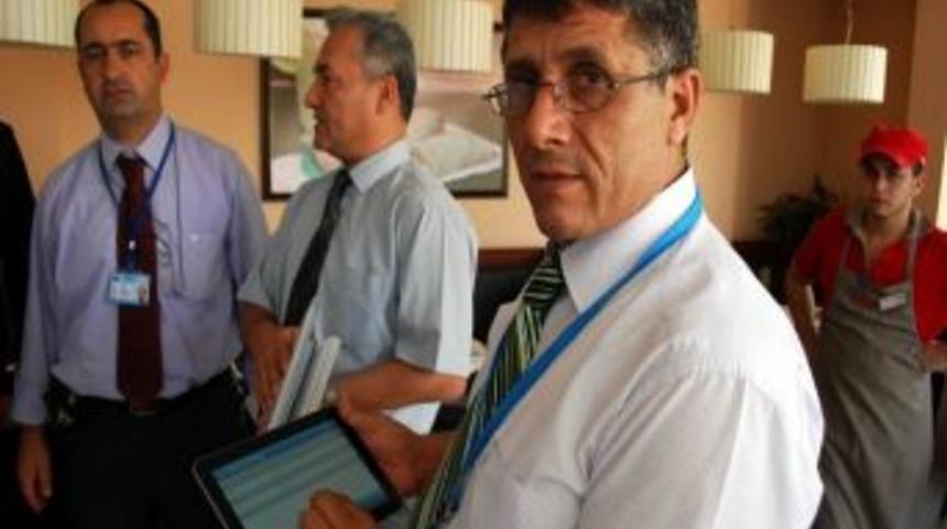 Salihli&rsquo;de Tablet Bilgisayarla Sigara Denetimi