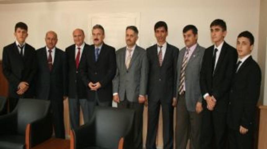 İmam-hatip Liseleri Mezunları Ve Mensupları Derneği&rsquo;nden, Zonguldak Valisi Ayyıldız&rsquo;a Ziyaret