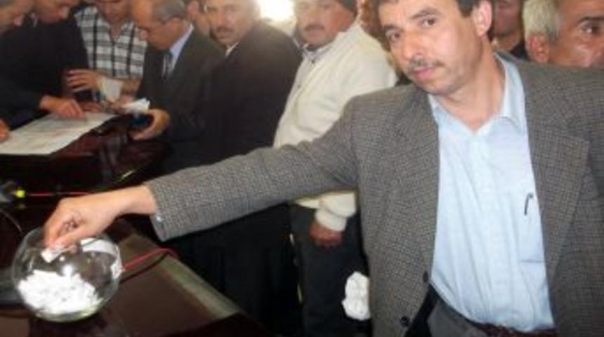 Kurban Pazarındaki Yerler Kura Ile Belirlendi