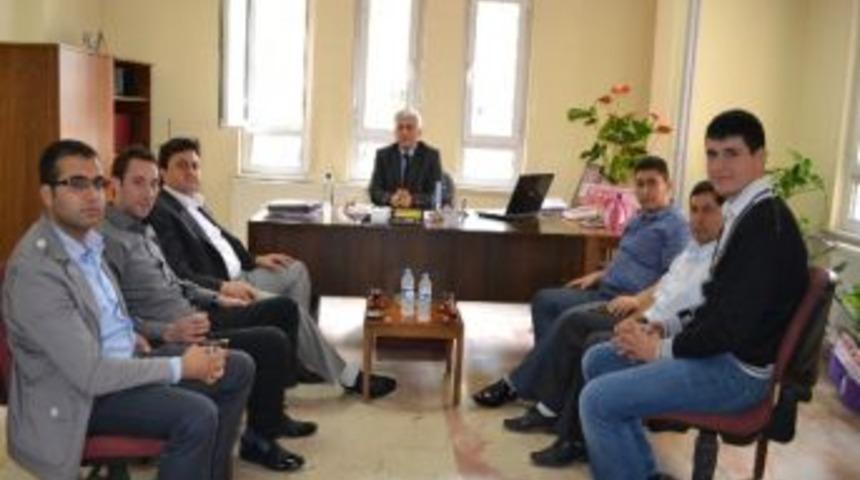 Ak Parti Y&ouml;netimi Vergi Dairesi M&uuml;d&uuml;r&uuml; Kurtuluş&rsquo;u Ziyaret Etti