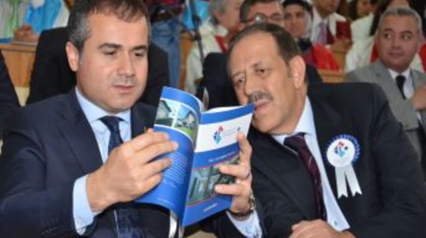 Bakan Kılı&ccedil;, Golf Federasyonu Başkanı Ağaoğlu&rsquo;na Tepkili