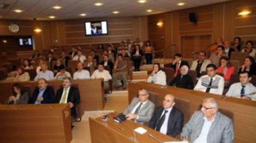 &lsquo;Can Veren Pervaneler&rsquo;den &ouml;ğ&uuml;t veren mesajlar